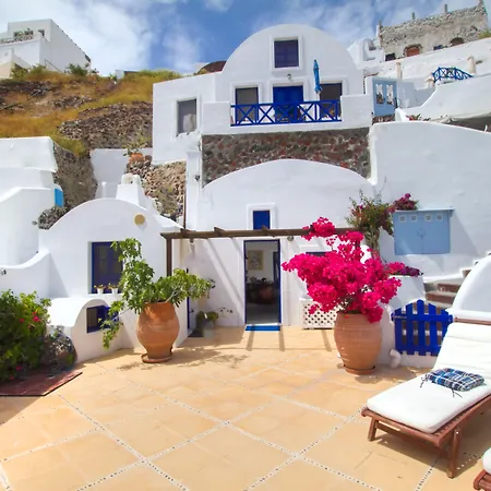 Ifestio Villas Oia-2
